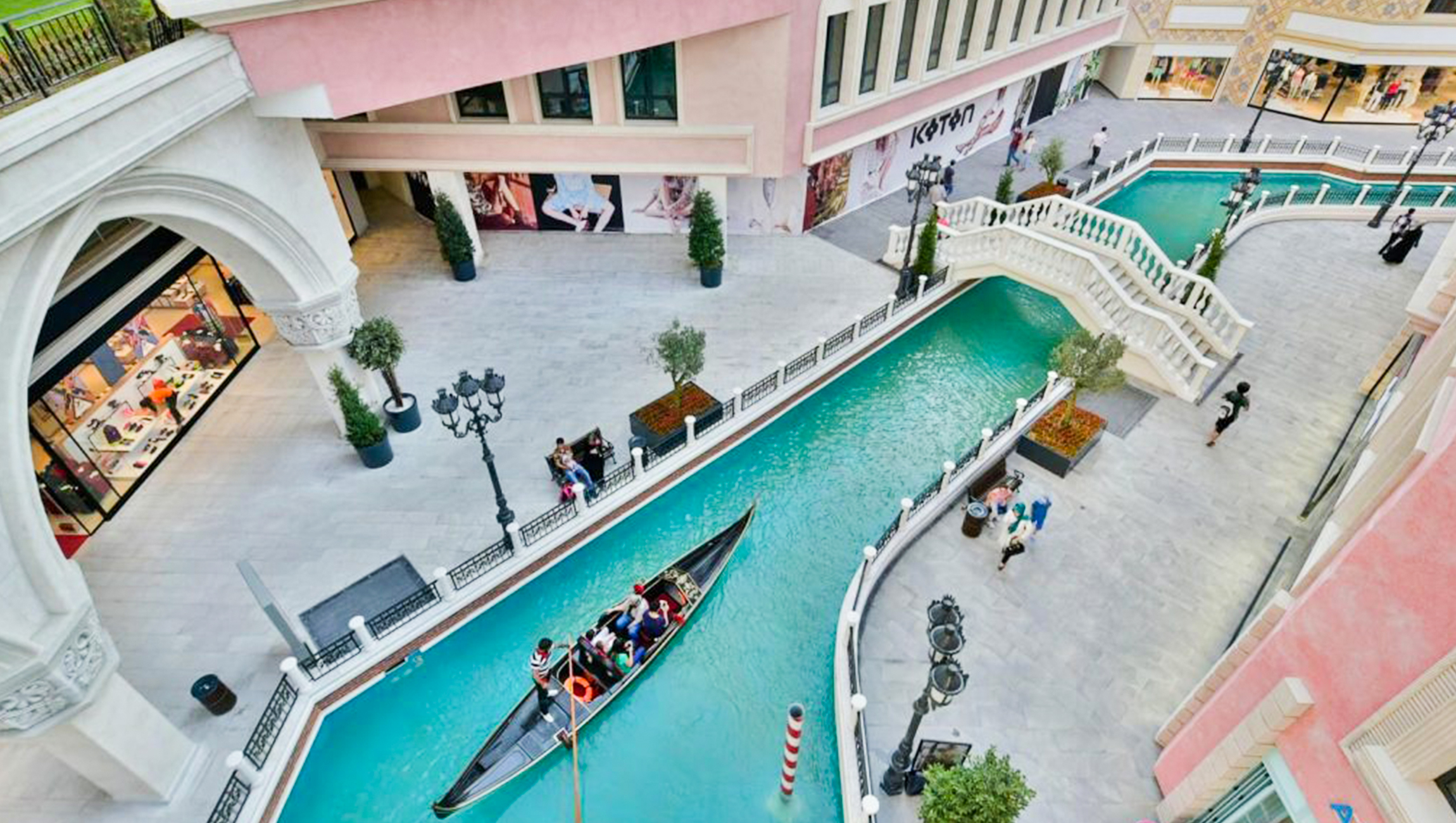 VeneziaMegaOutlet.jpg